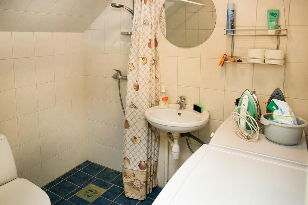 Guesthouse Laurits Kuressaare Eksteriør bilde