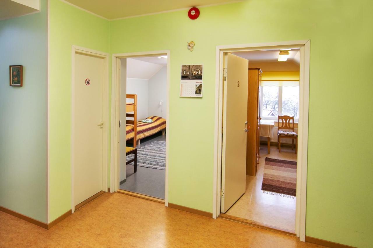 Guesthouse Laurits Kuressaare Eksteriør bilde