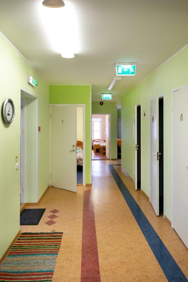 Guesthouse Laurits Kuressaare Eksteriør bilde